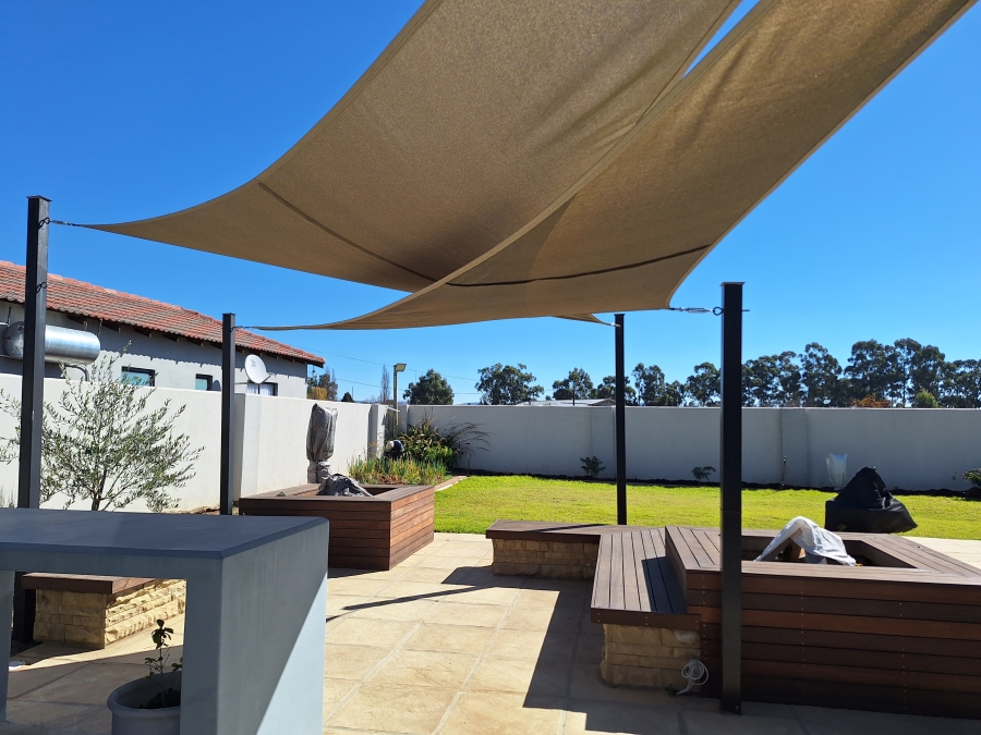 4 Bedroom Property for Sale in Memel Free State